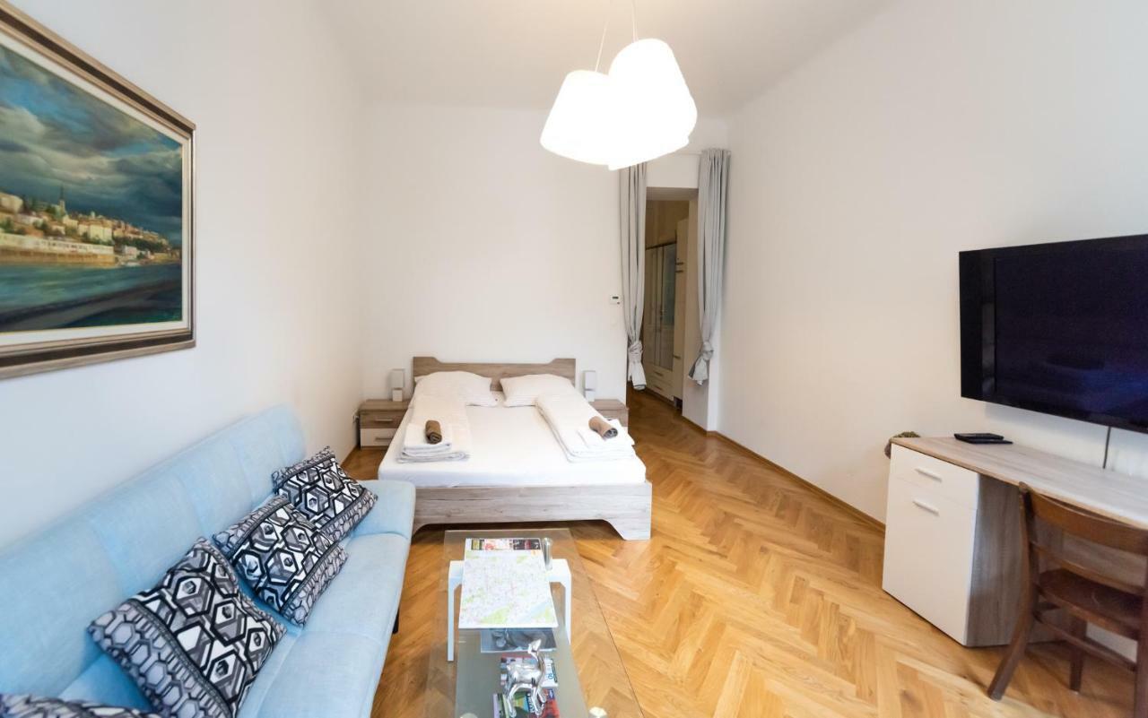 Prater Studio Next Fair, Un, Wu And City Center Apartment Vienna Exterior photo