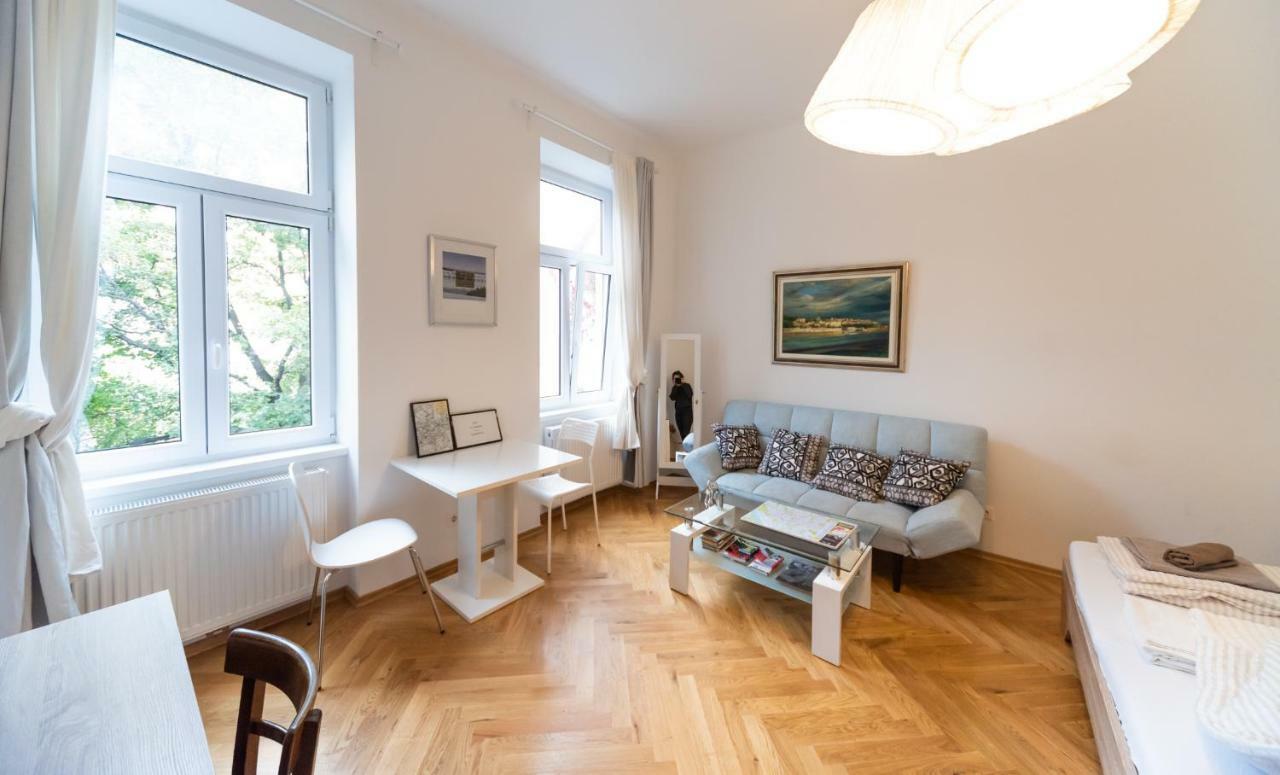 Prater Studio Next Fair, Un, Wu And City Center Apartment Vienna Exterior photo